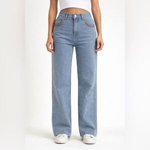 Flamingals Straight Leg Light Wash Mid Rise Flap Back pocket Jeans Size XS NWT